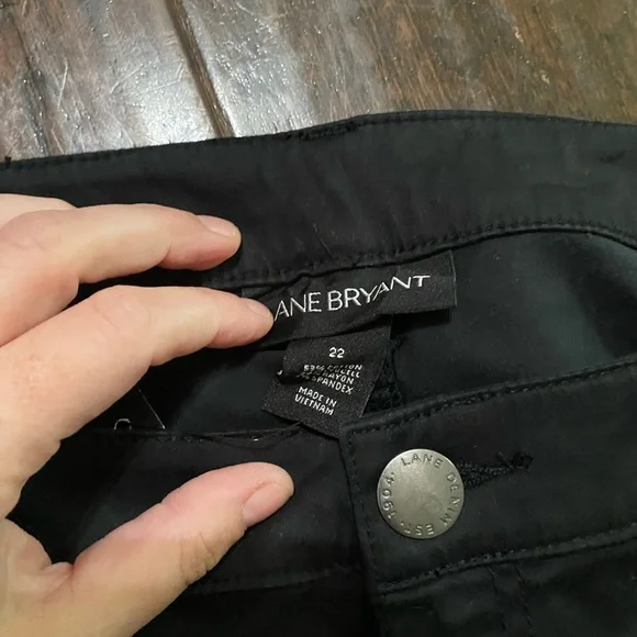 Lane Bryant Black Skinny Pants - Picture 2 of 7